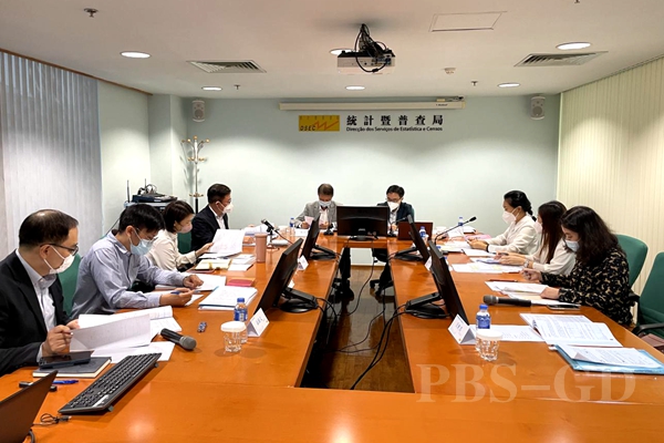 11月30日合作区统计局围绕促进粤澳两地统计制度规则衔接赴澳门统计暨普查局拜访_副本.jpg